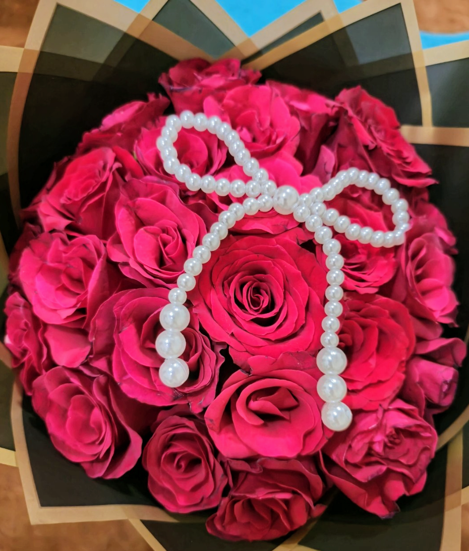 Pearl beaded Bow